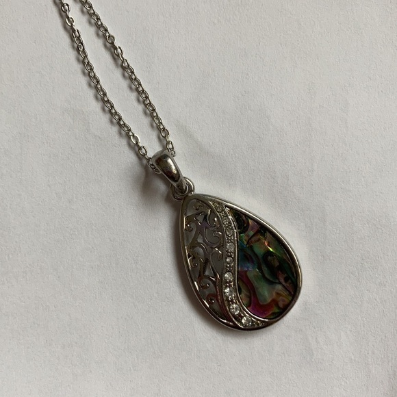 Necklace - Picture 3 of 3